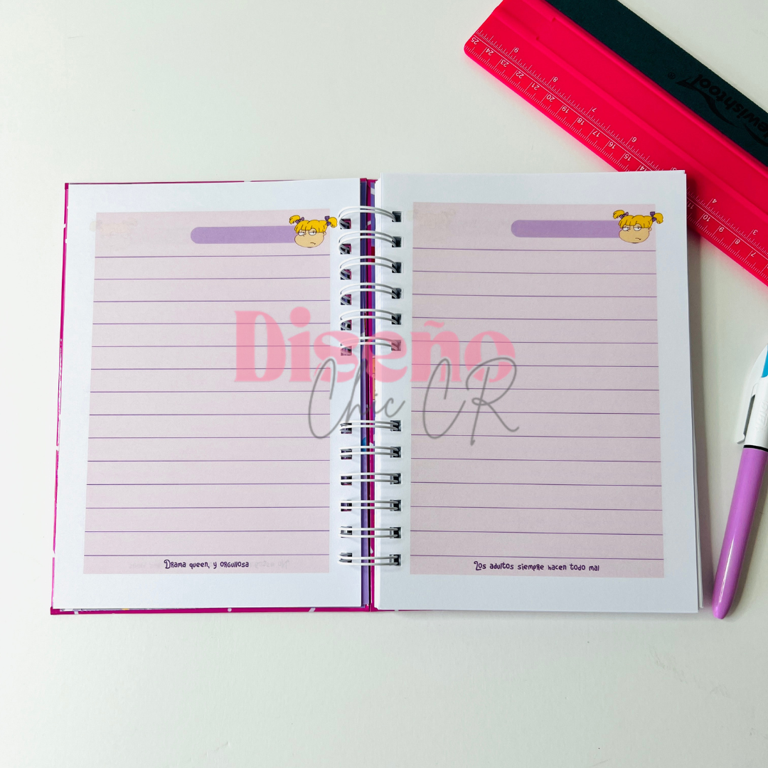 Cuaderno A5 con temática de Angelica Pickles