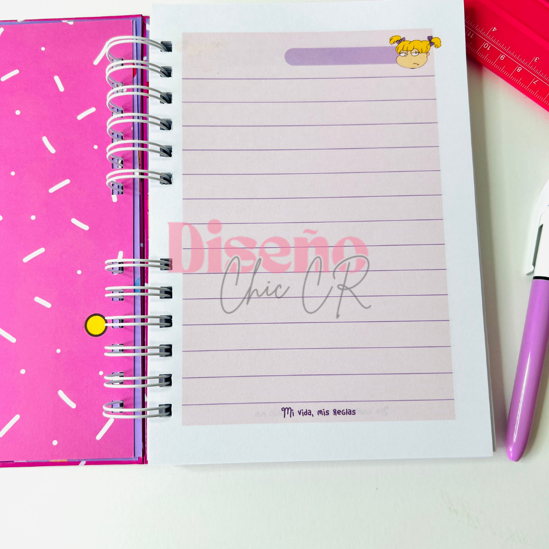 Cuaderno A5 con temática de Angelica Pickles